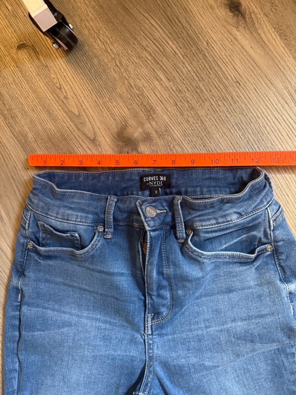 NYDJ Straight-Leg Jeans in Medium Blue Wash - Picture 4 of 7